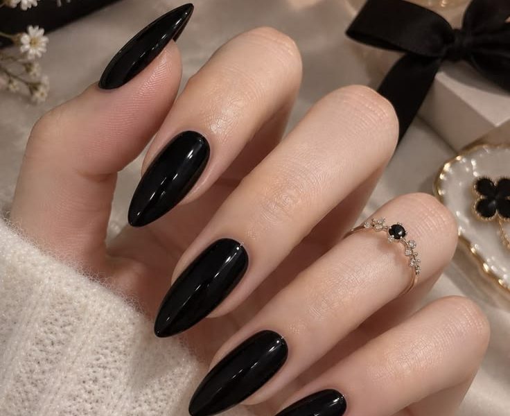 Glossy Black Almond Nails: Complete Guide, DIY Tutorial & Styling